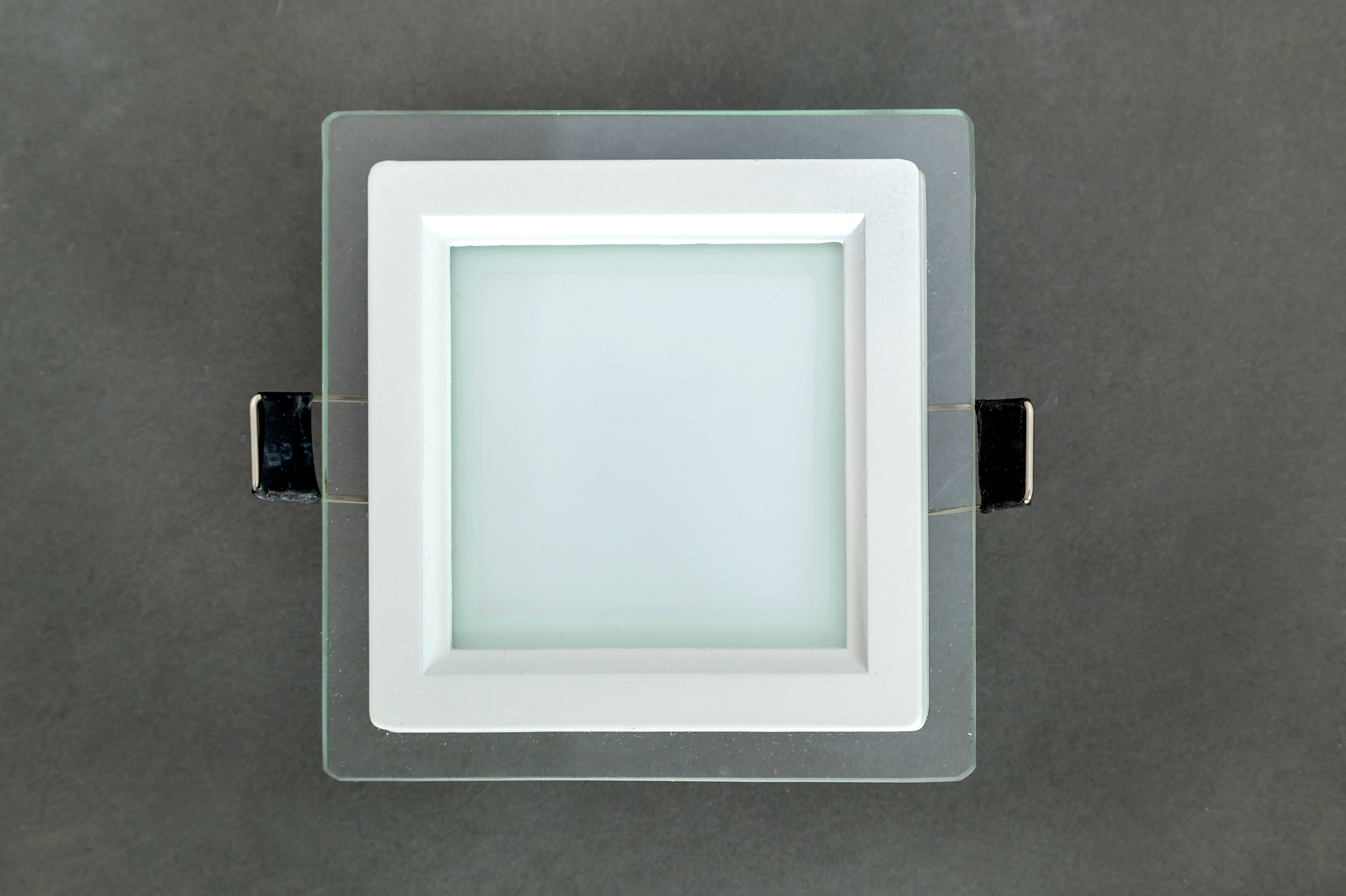 фото Светодиодный светильник LF 401, 6 W, d 100*75, 3000K (теплый) 