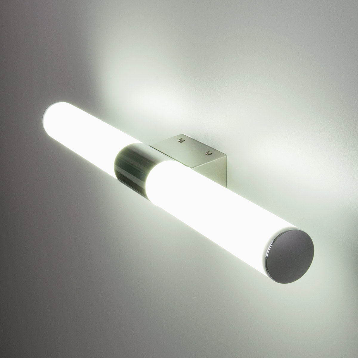 фото Настенный светодиодный светильник Venta LED 12W хром 